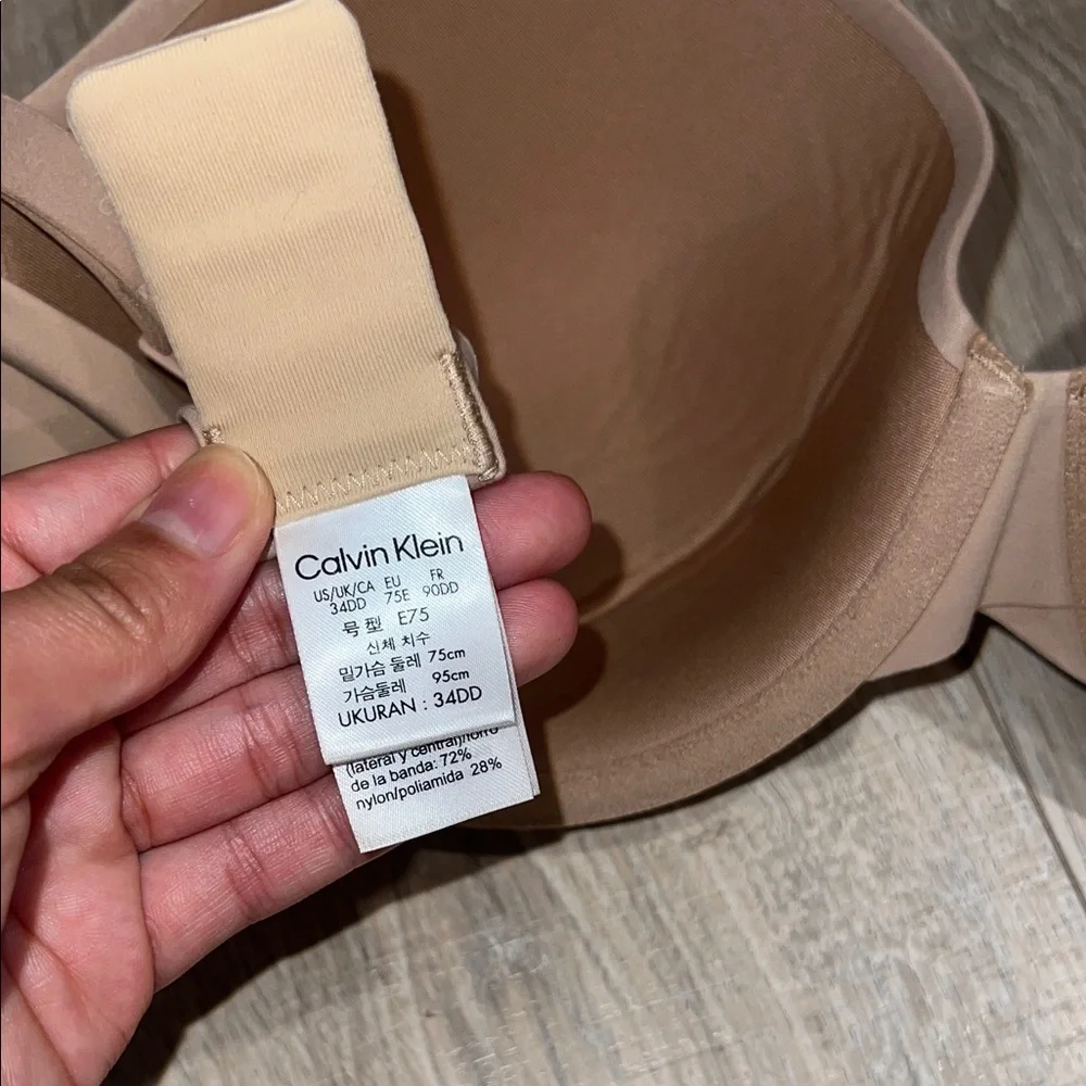 Calvin Klein perfectly fit Nude‎ T-Shirt Bra with Light Padding